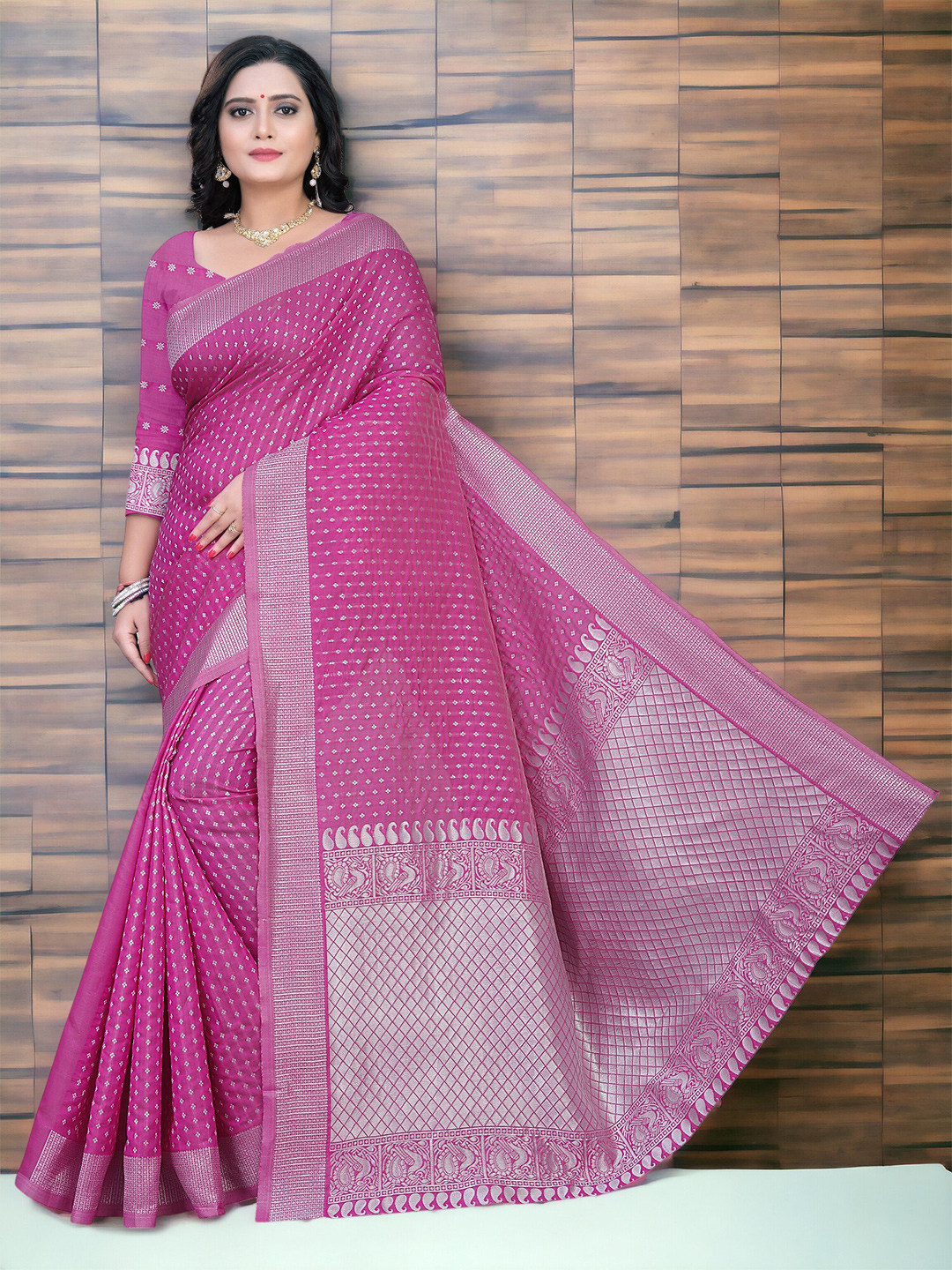 

CARTYSHOP Women Woven Design Zari Silk Blend Banarasi Saree, Magenta