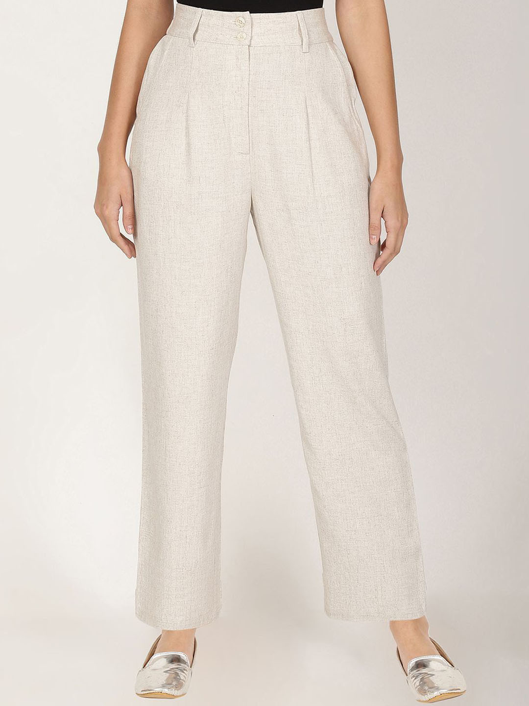

FUTURO Women Relaxed Straight Leg Pleated Trousers, Off white
