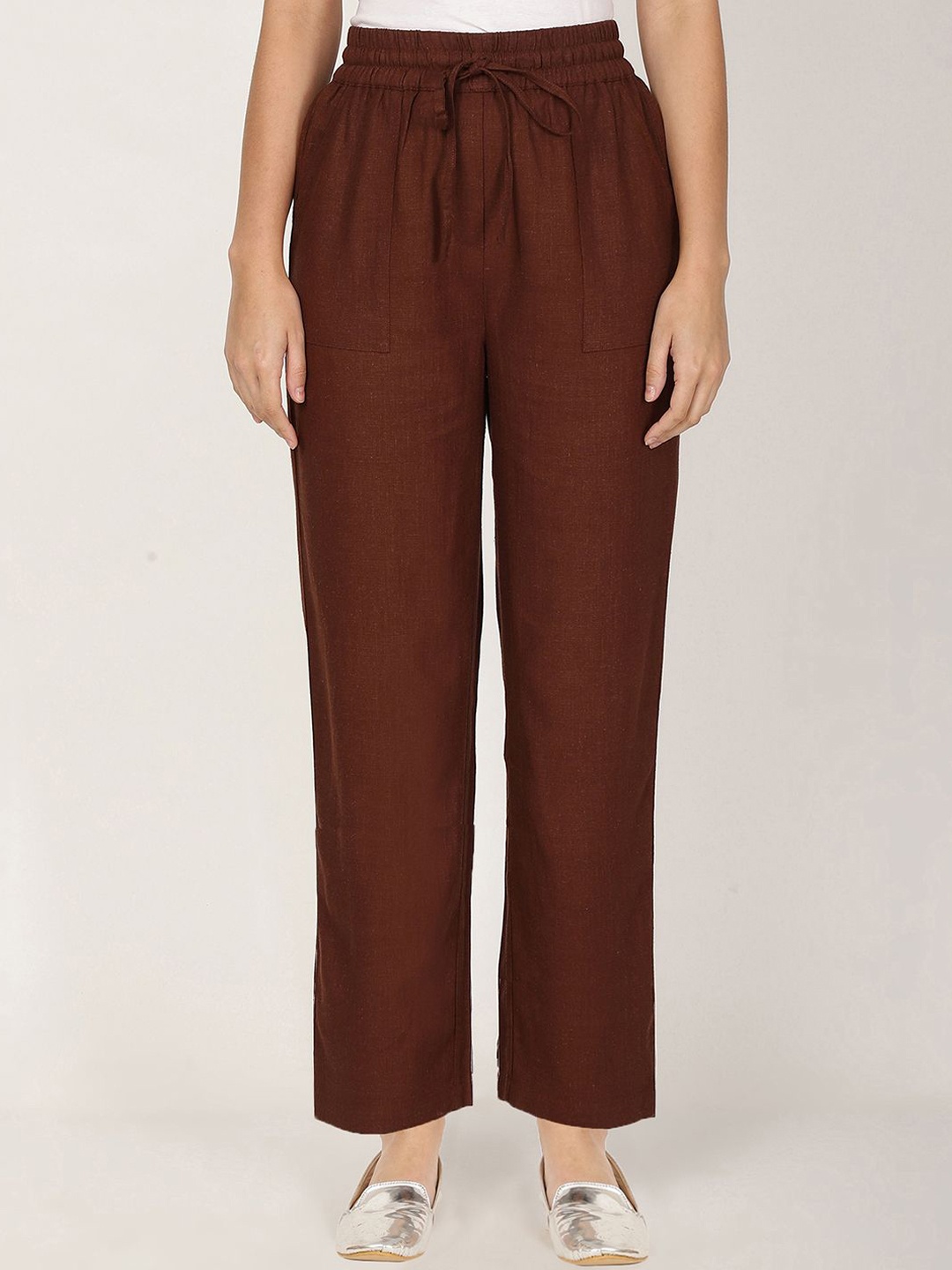 

FUTURO Women Relaxed Straight Leg Trousers, Brown