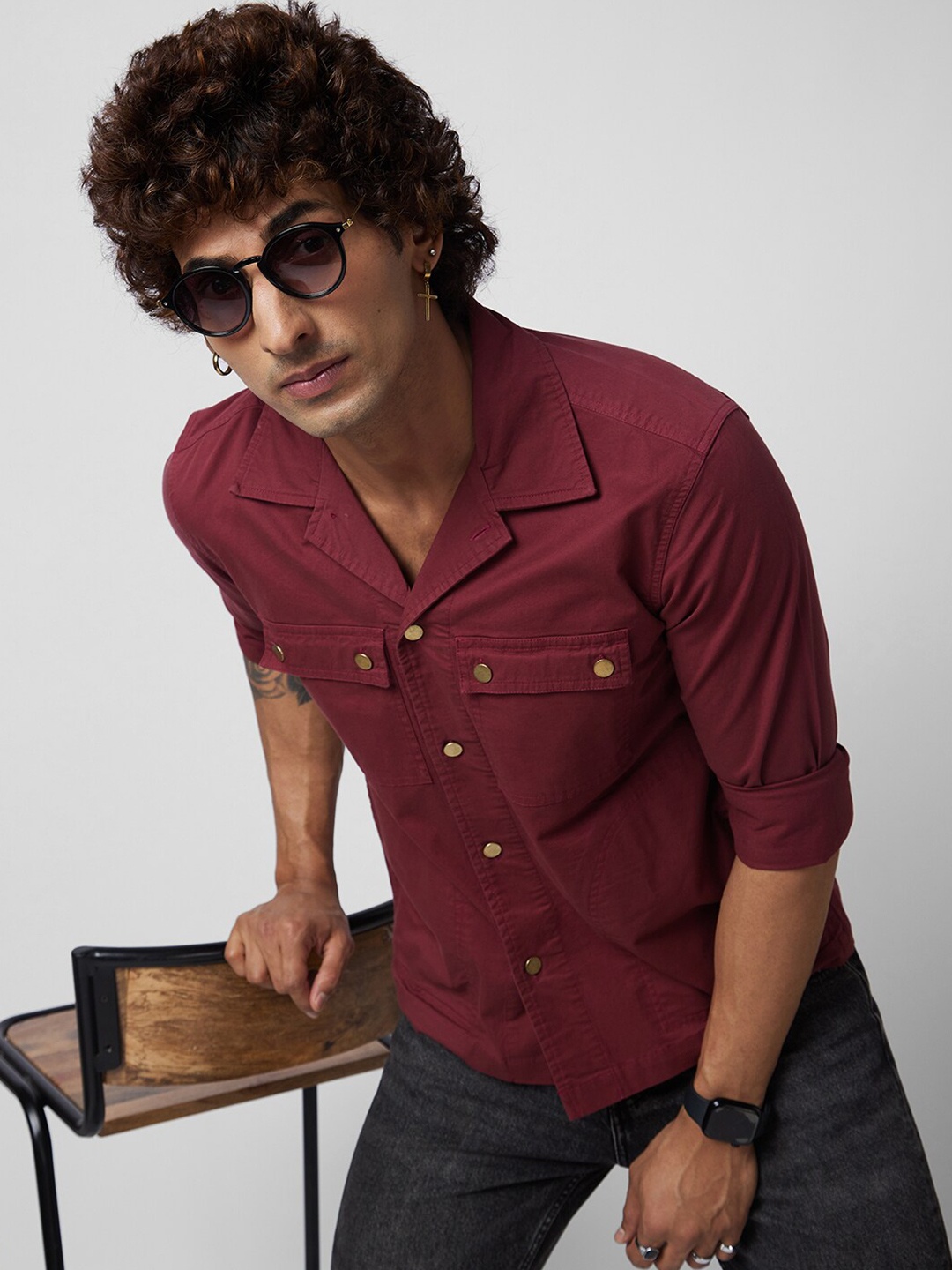 

VASTRADO Men Solid Classic Slim Fit Opaque Casual Shirt, Maroon