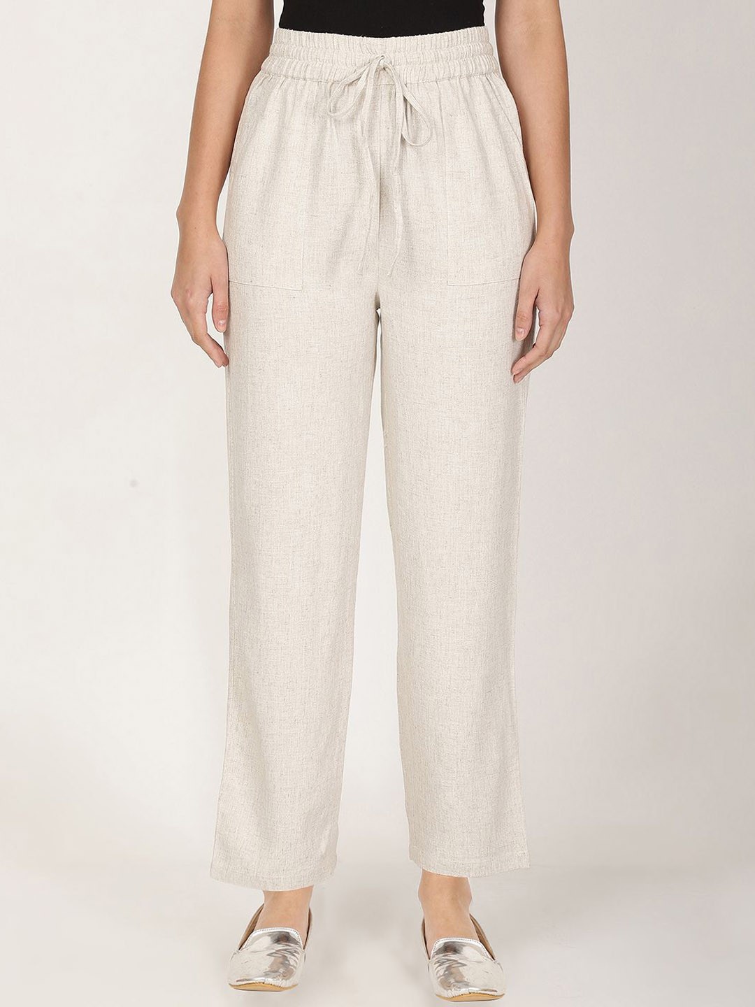 

FUTURO Women Relaxed Straight Leg Trousers, Off white