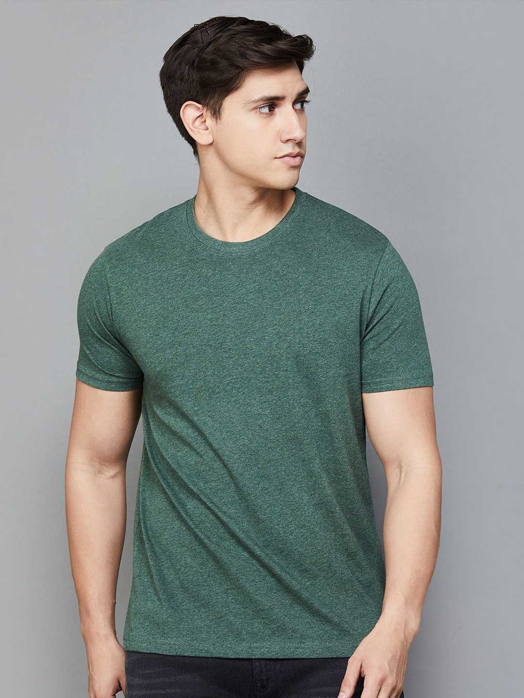 

Bossini Men Raw Edge T-shirt, Olive