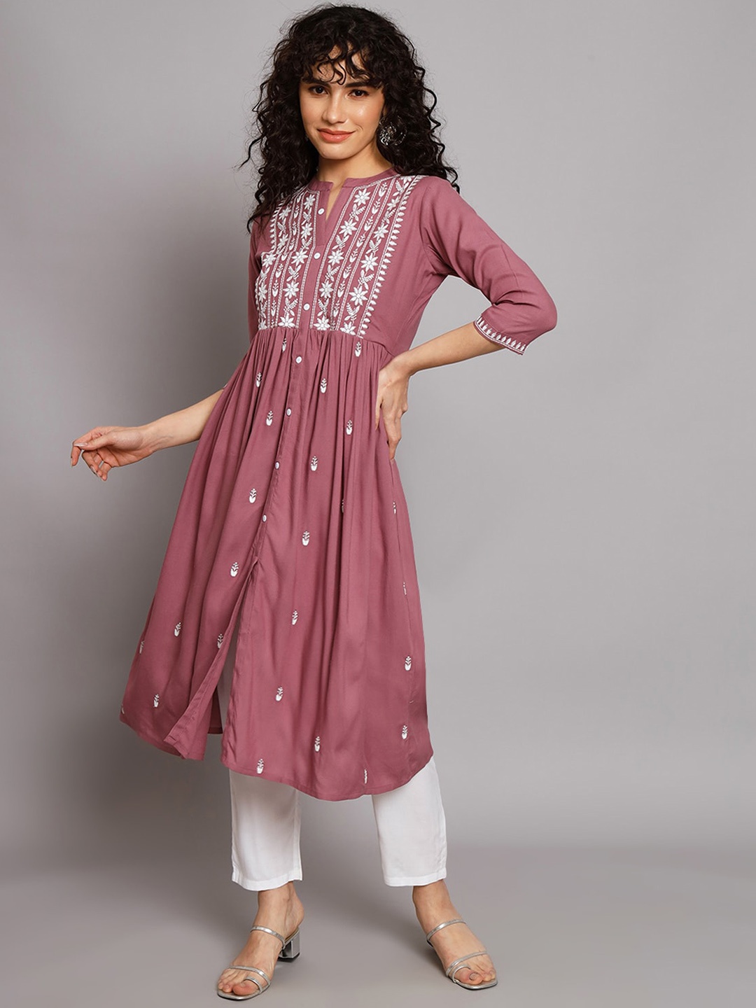 

ANGITA Women Ethnic Motifs Embroidered Mandarin Collar Thread Work Kurta, Mauve