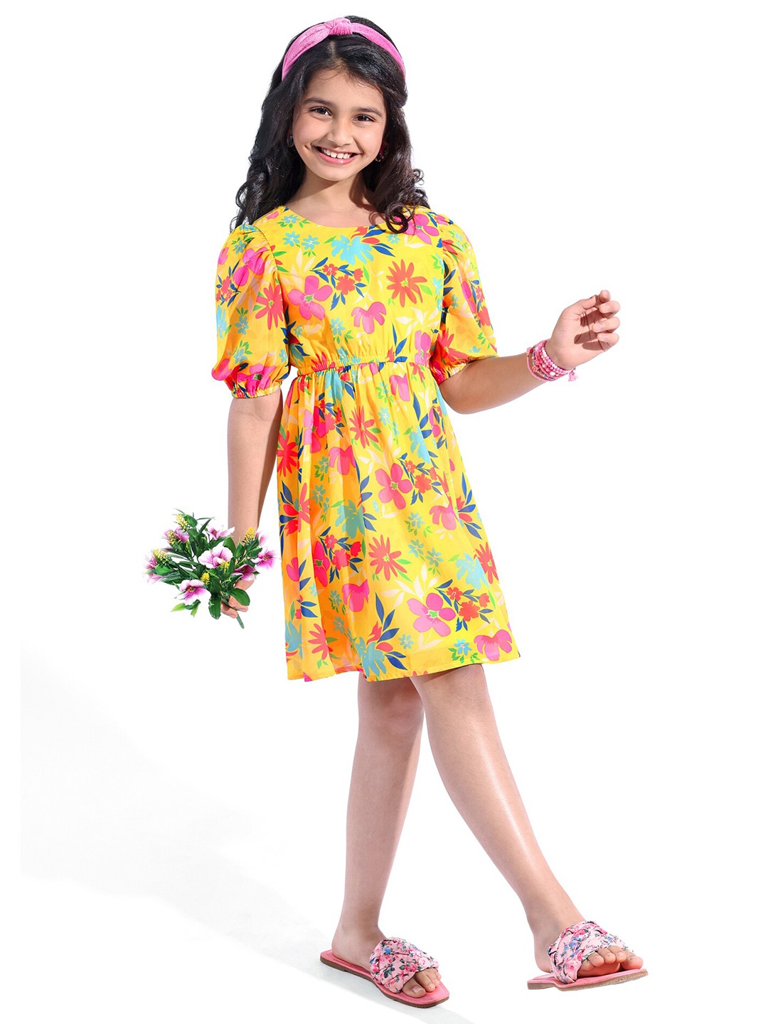 

Hola Bonita Floral Print Puff Sleeves Georgette Fit & Flare Dress, Yellow
