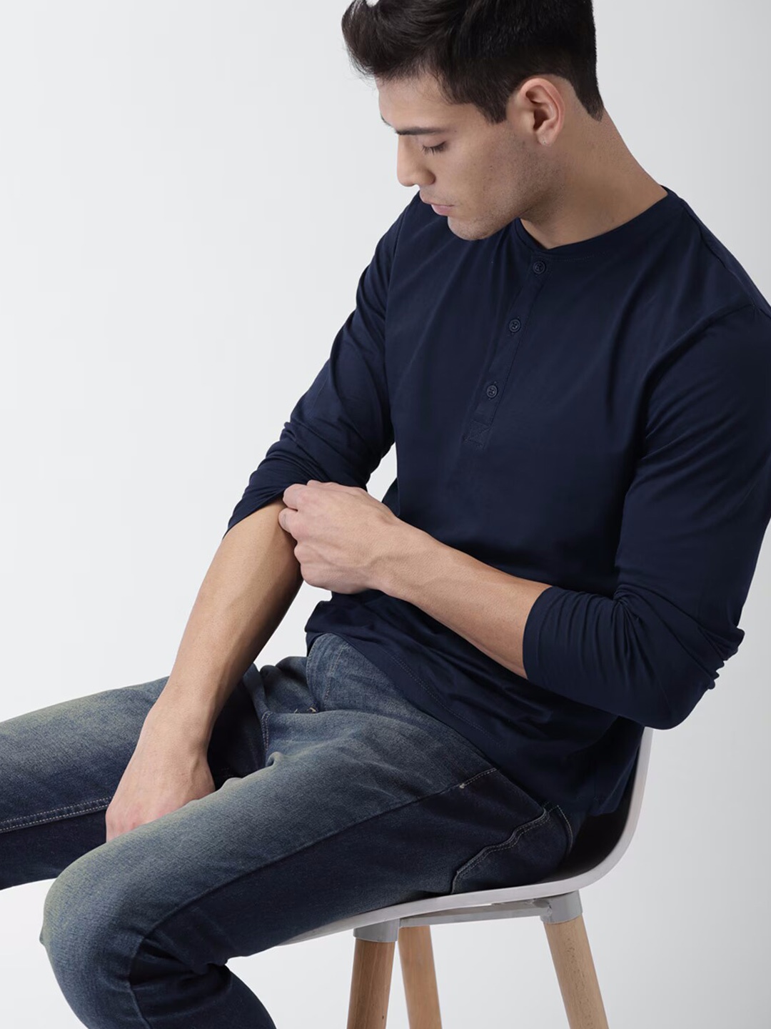 

COLOR CAPITAL Unisex High Neck Pockets T-shirt, Navy blue