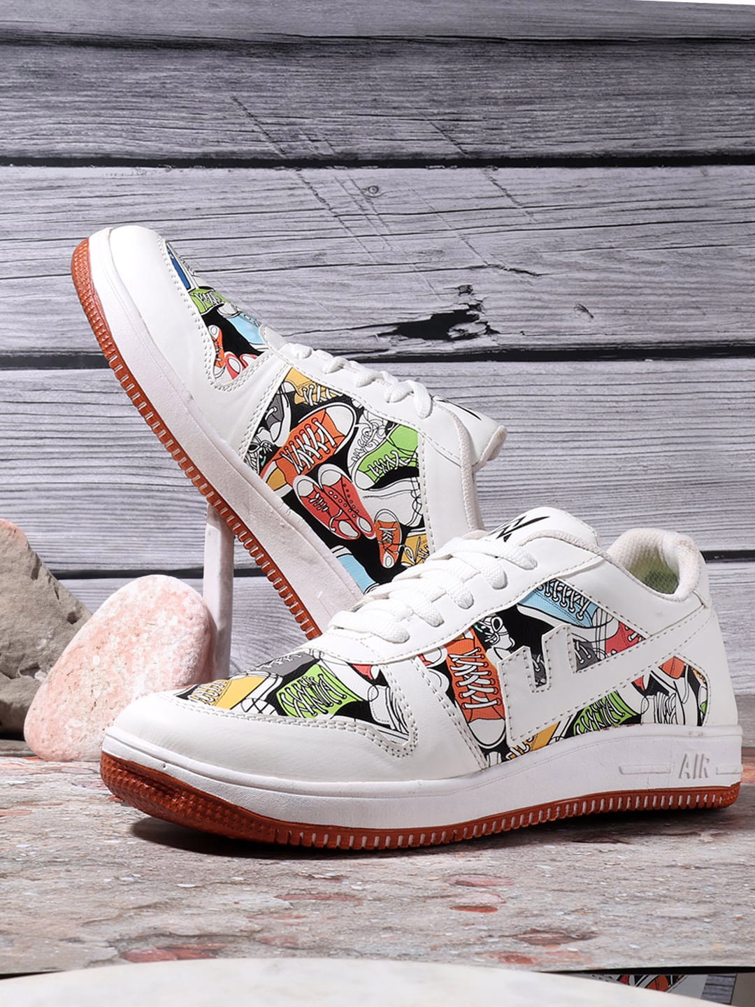 

WIXOM Men Printed Sneakers, Multi