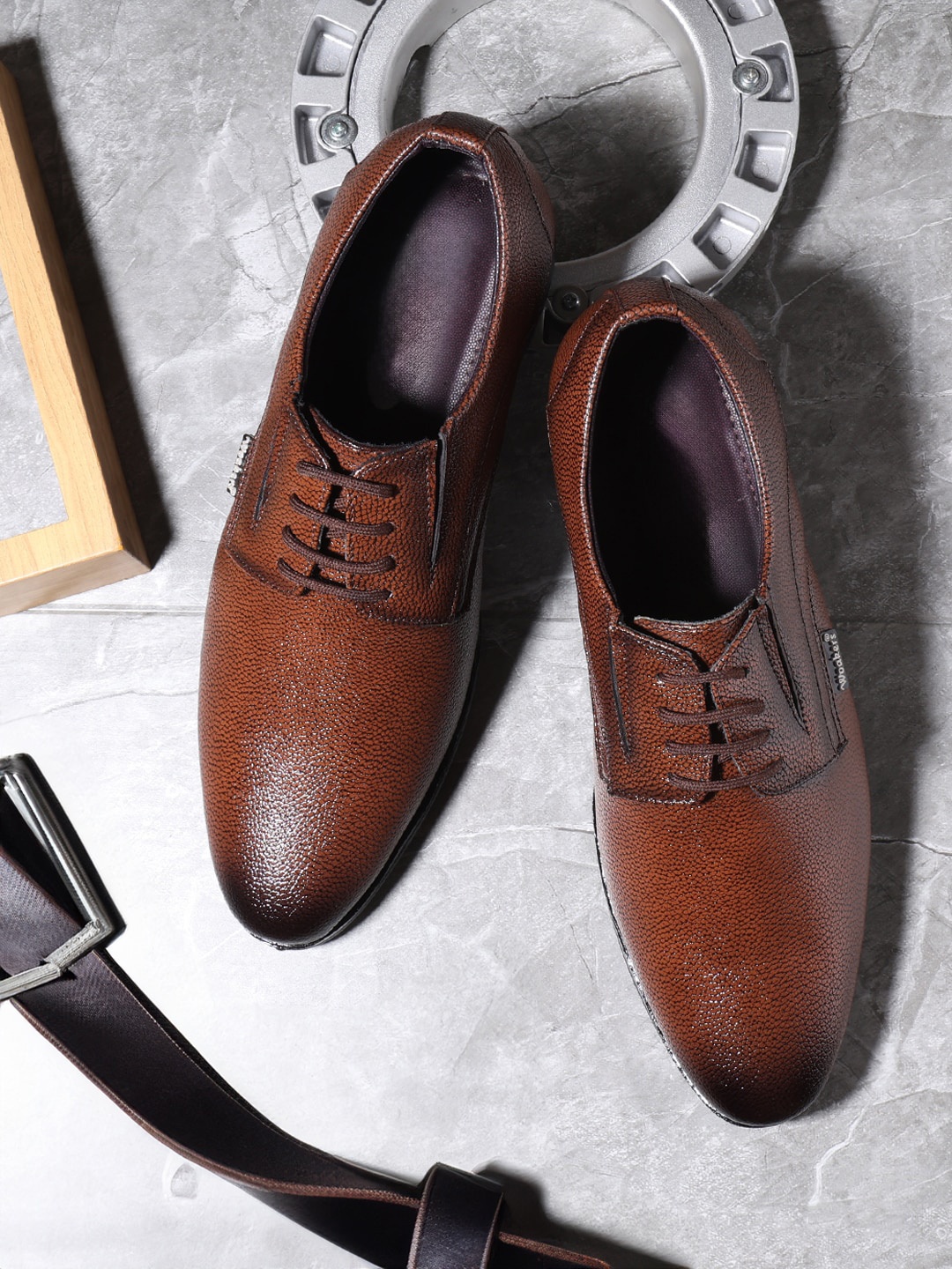 

WIXOM Men Formal Oxfords Shoes, Brown