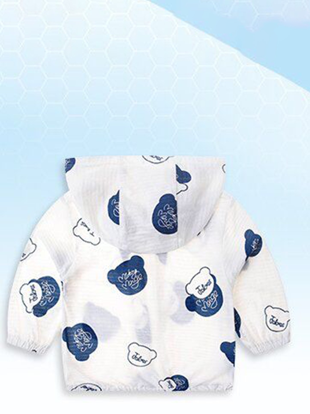 

StyleCast x Revolte Boys Lightweight Crop Outdoor Puffer Jacket with Patchwork, White