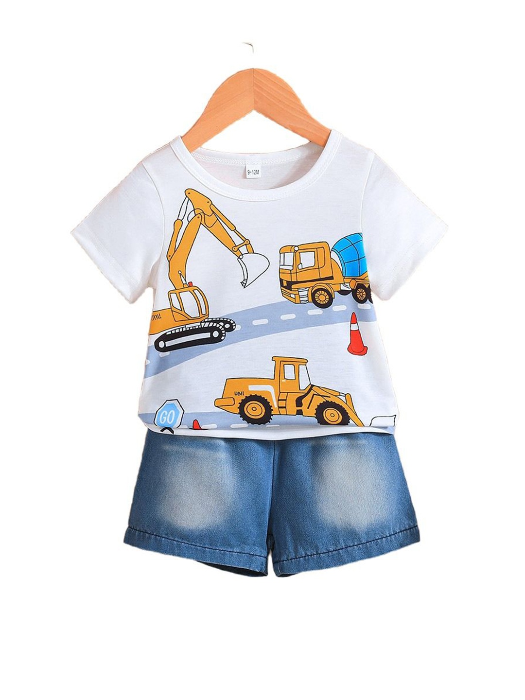 

StyleCast x Revolte Boys Printed Top with Shorts, White