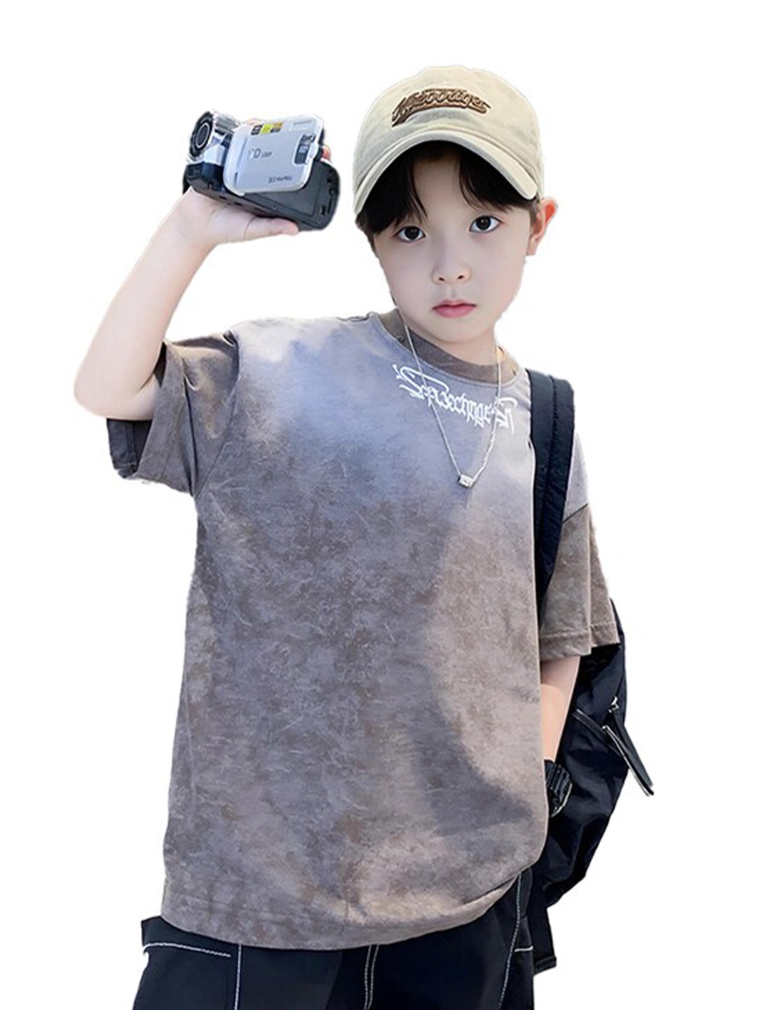 

StyleCast x Revolte Boys Round Neck Collar T-shirt, Coffee brown