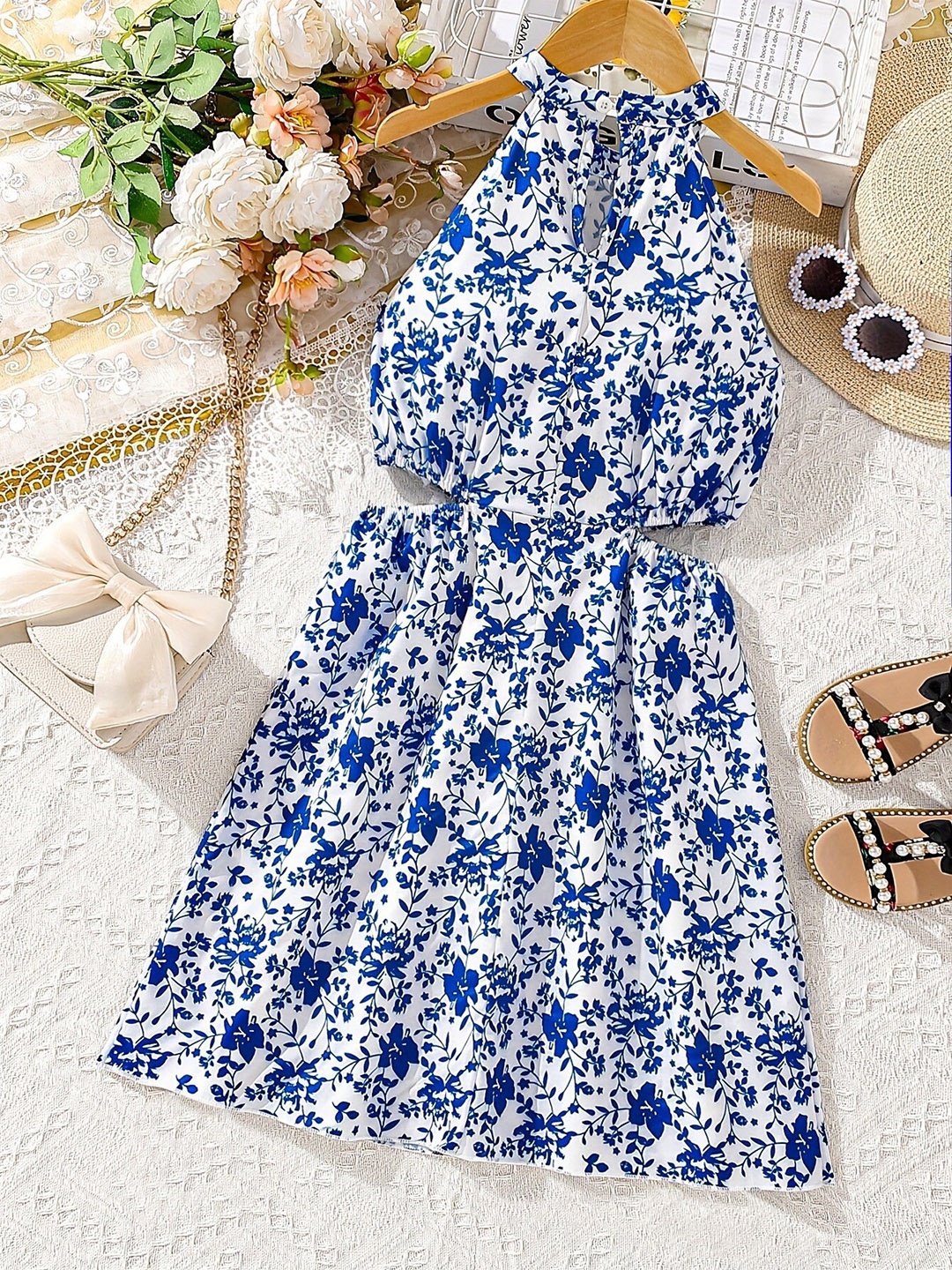 

StyleCast x Revolte Girls Floral Print Maxi Dress, Blue