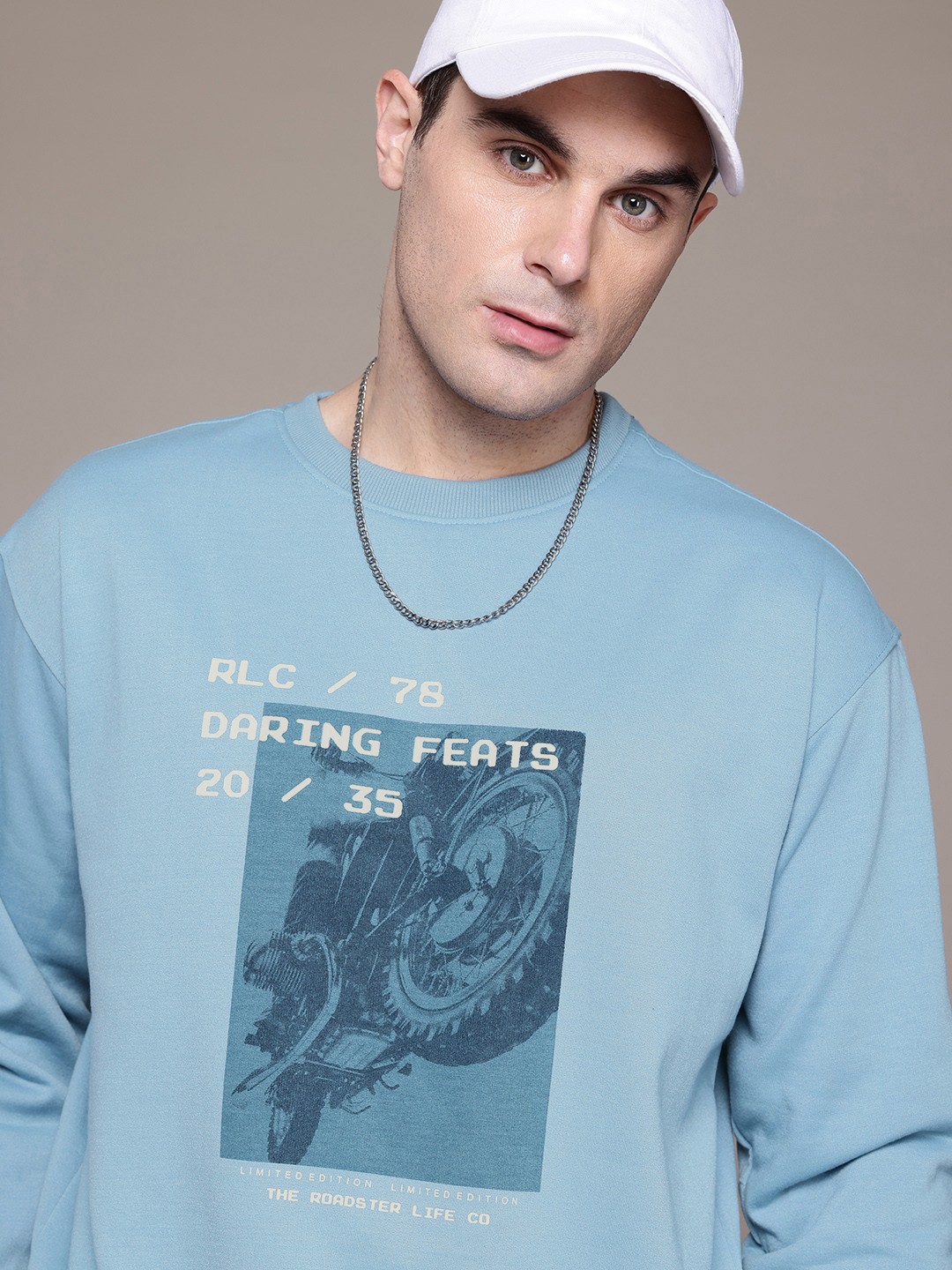 

The Roadster Lifestyle Co. Men Printed Relaxed Fit Sweatshirt, Blue