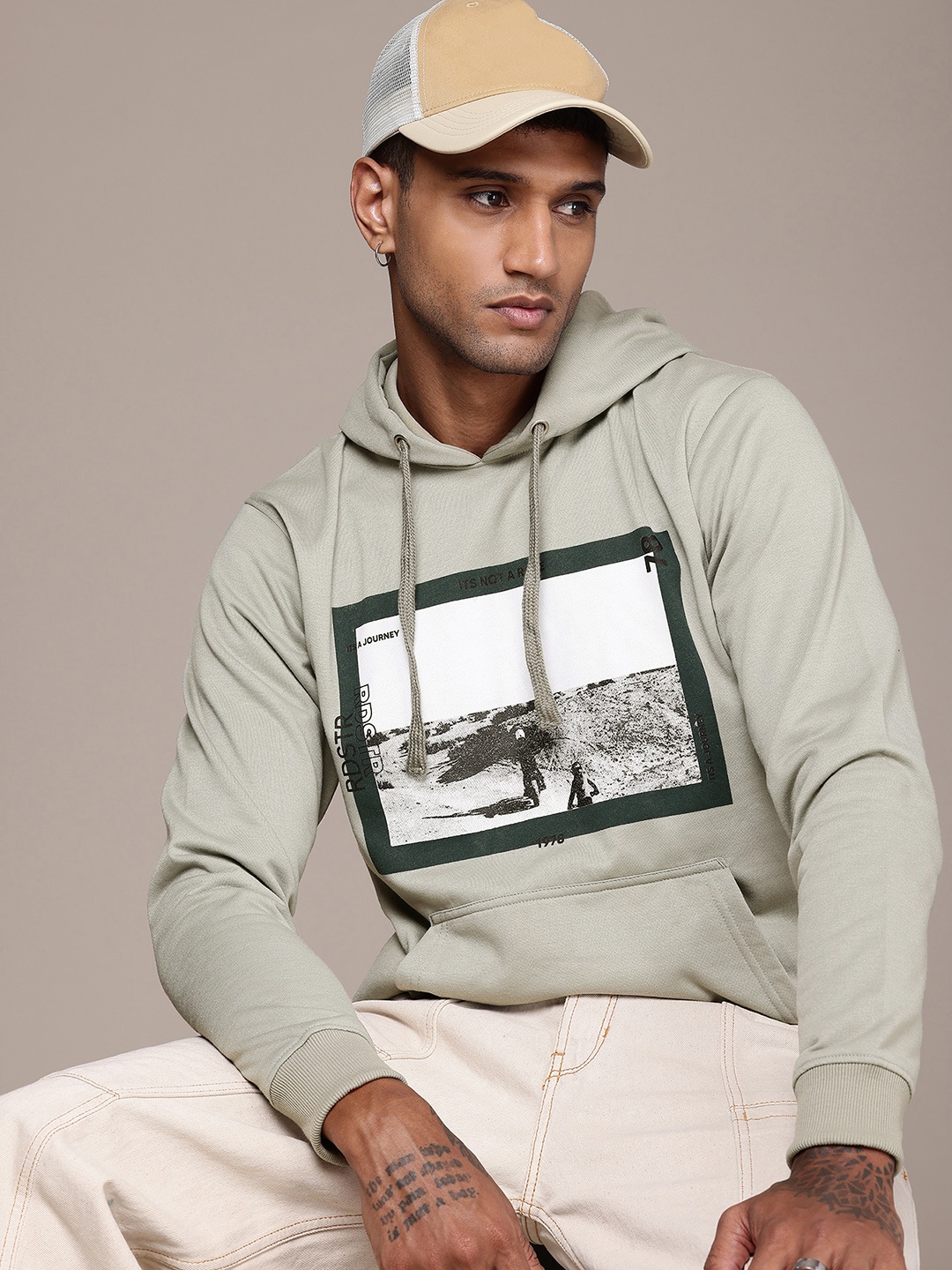 

The Roadster Life Co. Graphic Printed Hooded Sweatshirt, Grey