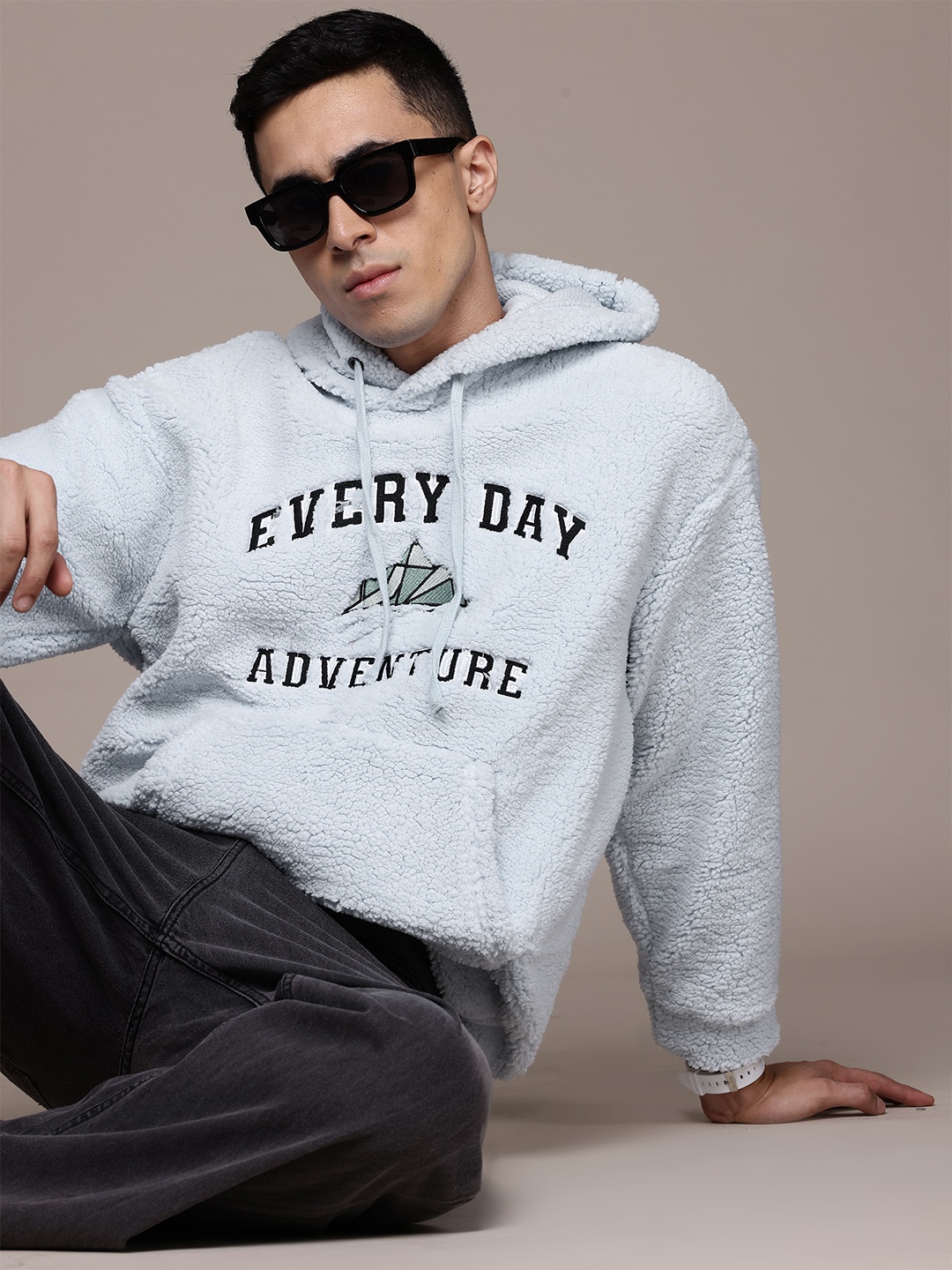 

Roadster The Lifestyle Co Men Embroidered Hooded Sherpa Sweatshirt, Blue