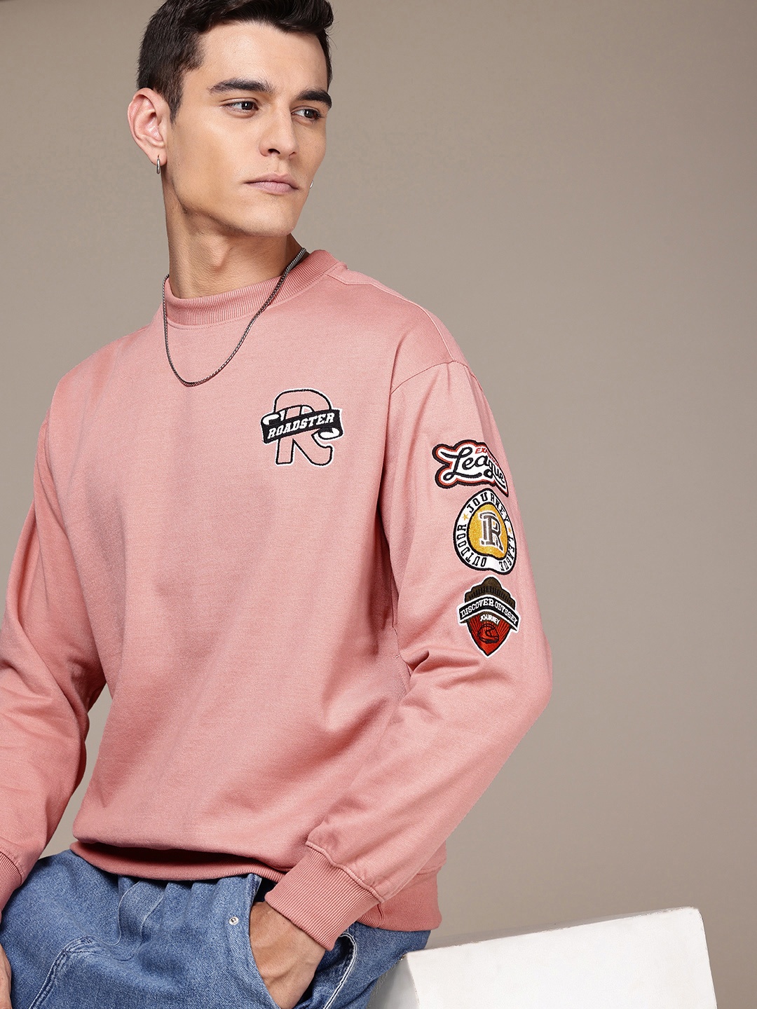 

The Roadster Life Co. Applique Detailed Relaxed Fit Sweatshirts, Pink