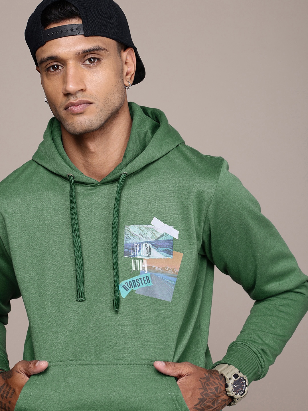 

The Roadster Life Co. Graphic Printed Hooded Sweatshirt, Green