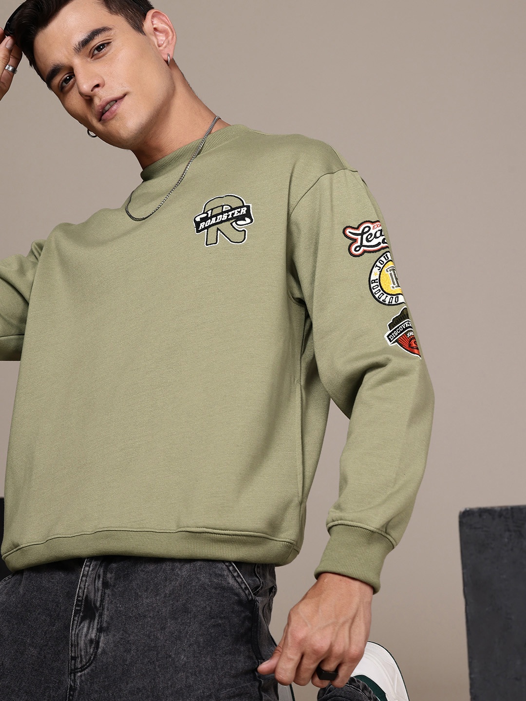 

The Roadster Life Co. Applique Detailed Relaxed Fit Sweatshirts, Olive