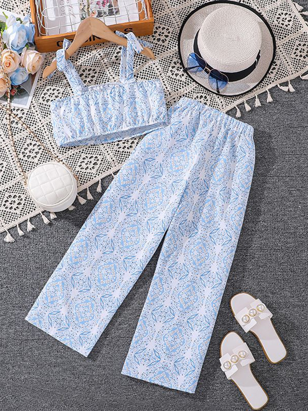 

StyleCast x Revolte Girls Printed Top with Palazzos, Blue