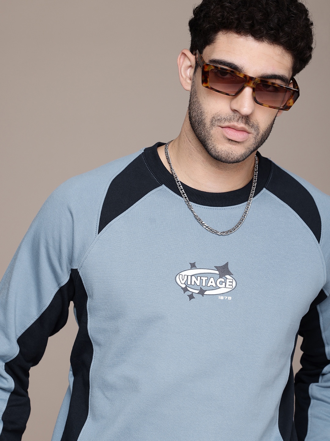 

The Roadster Life Co. Colourblocked Pullover Sweatshirt, Blue