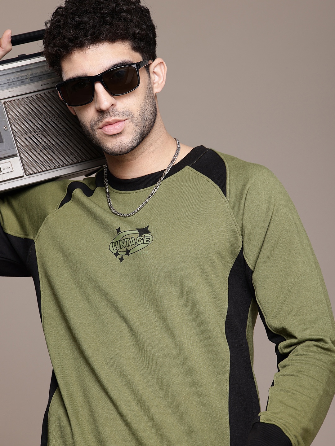 

The Roadster Life Co. Colourblocked Pullover Sweatshirt, Olive