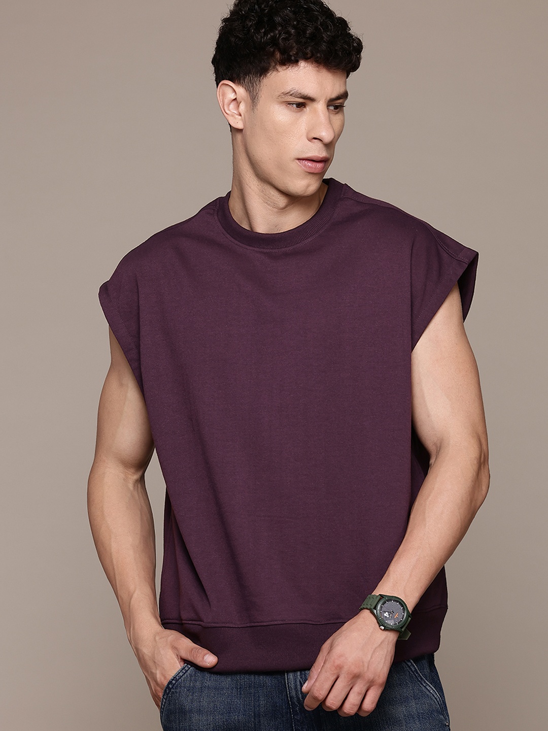 

The Roadster Lifestyle Co. Extended Sleeves Oversized Sweatshirt, Purple