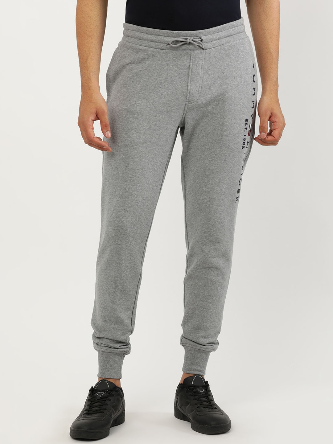 

Tommy Hilfiger Men Printed Organic Cotton Joggers, Grey