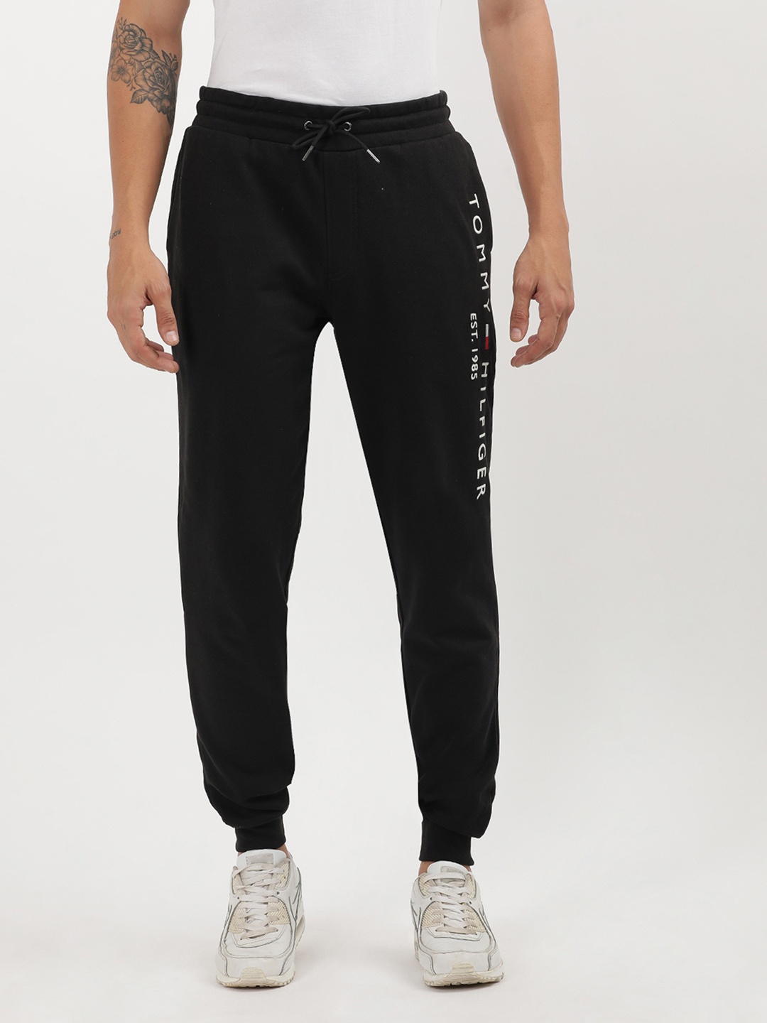 

Tommy Hilfiger Men Mid-Rise Joggers, Black