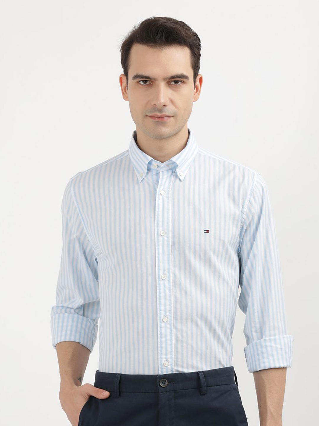 

Tommy Hilfiger Men Opaque Striped Casual Shirt, Blue