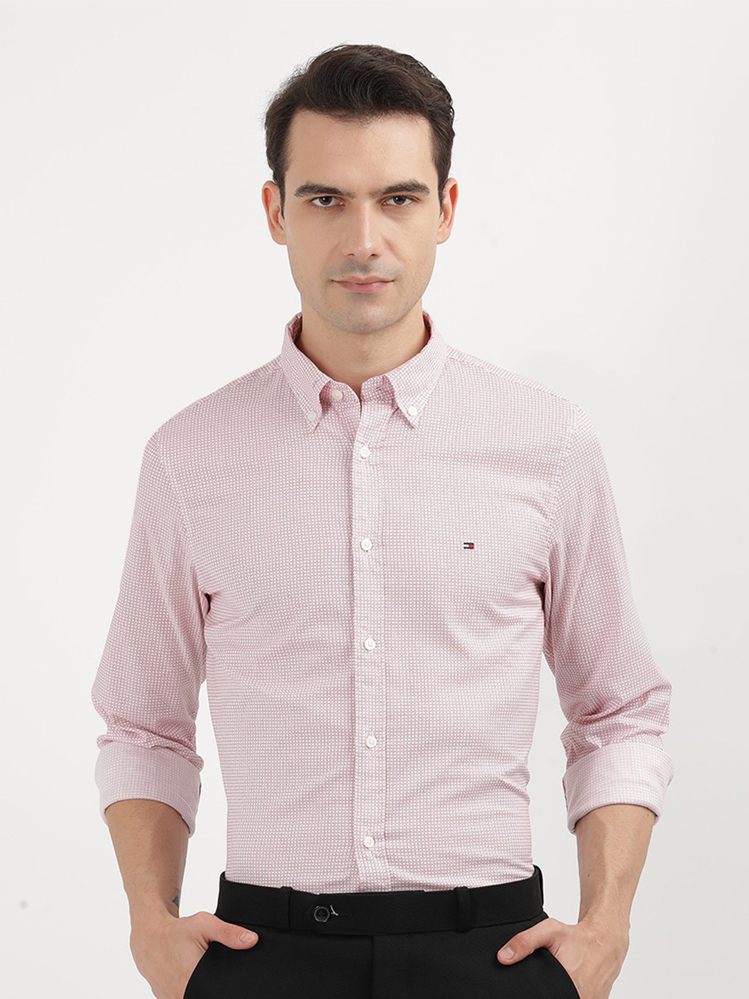 

Tommy Hilfiger Men Micro Checks Opaque Checked Casual Shirt, Pink