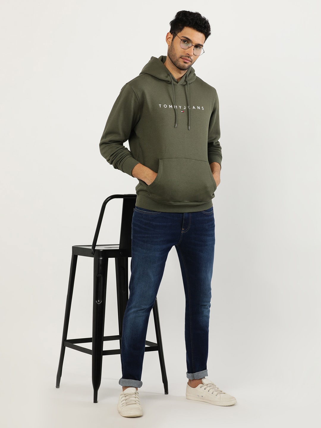 

Tommy Hilfiger Men Typography Hooded Sweatshirt, Green