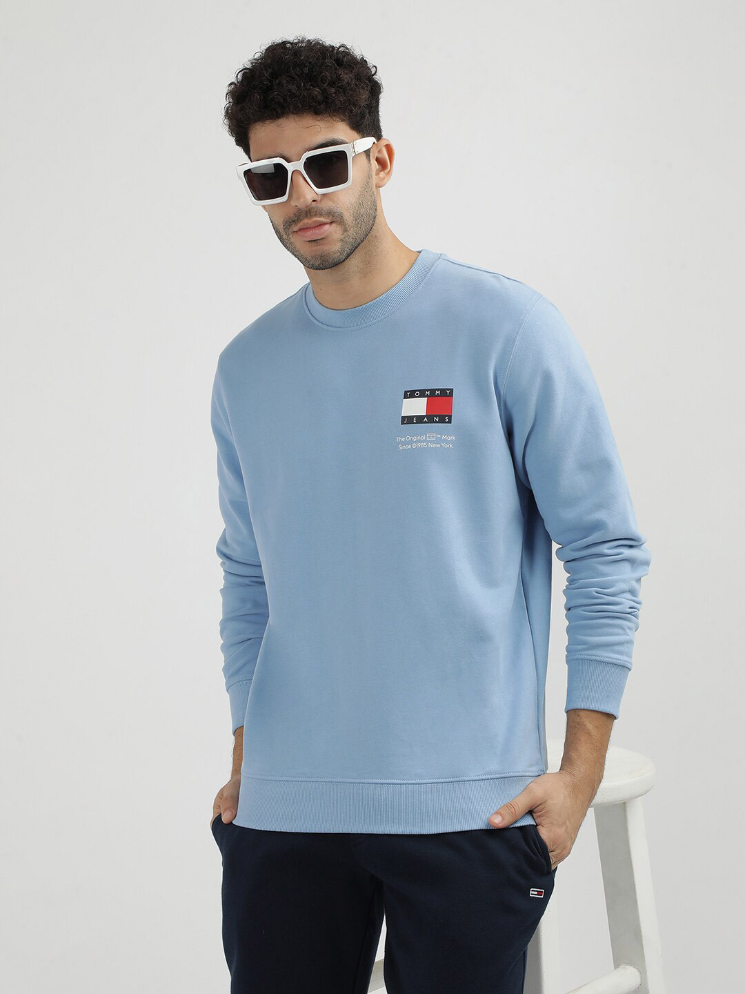 

Tommy Hilfiger Men Brand Logo Sweatshirt, Blue