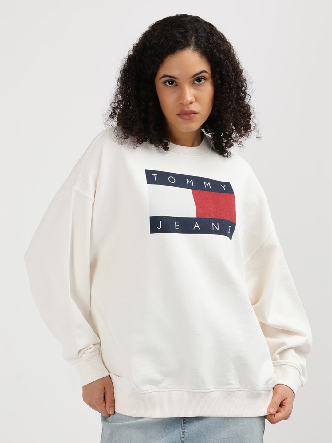 

Tommy Hilfiger Women Printed Sweatshirt, White