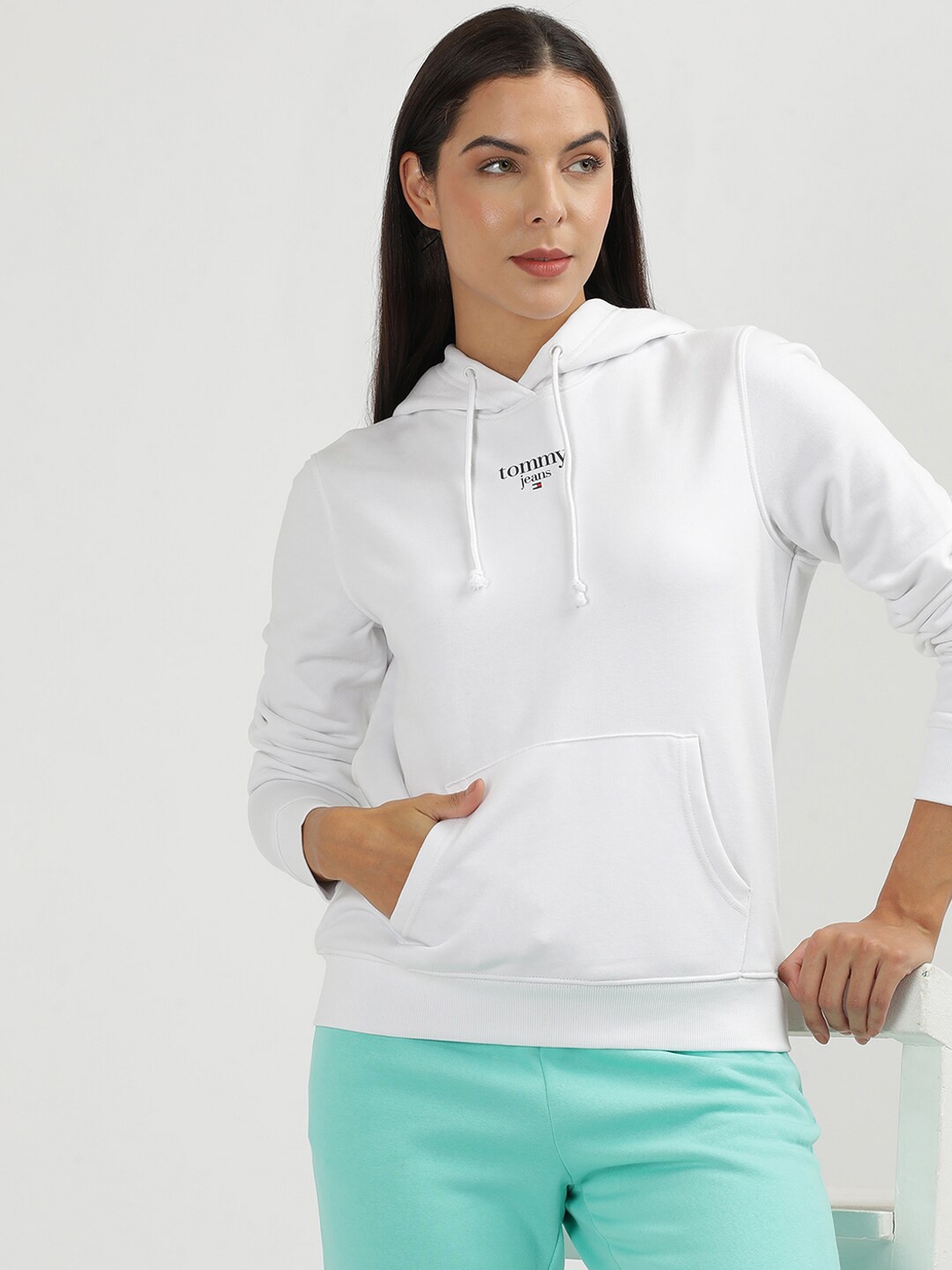 

Tommy Hilfiger Women Solid Hooded Sweatshirt, White