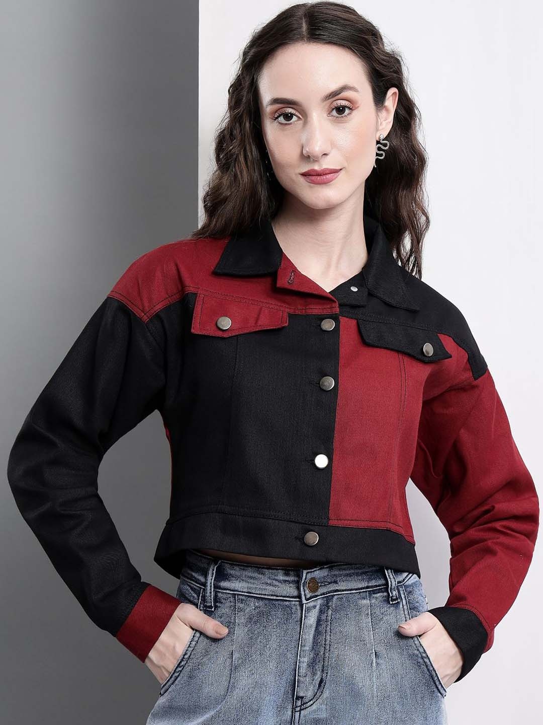 

TANDUL Women Colourblocked Cotton Lightweight Crop Denim Jacket, Black