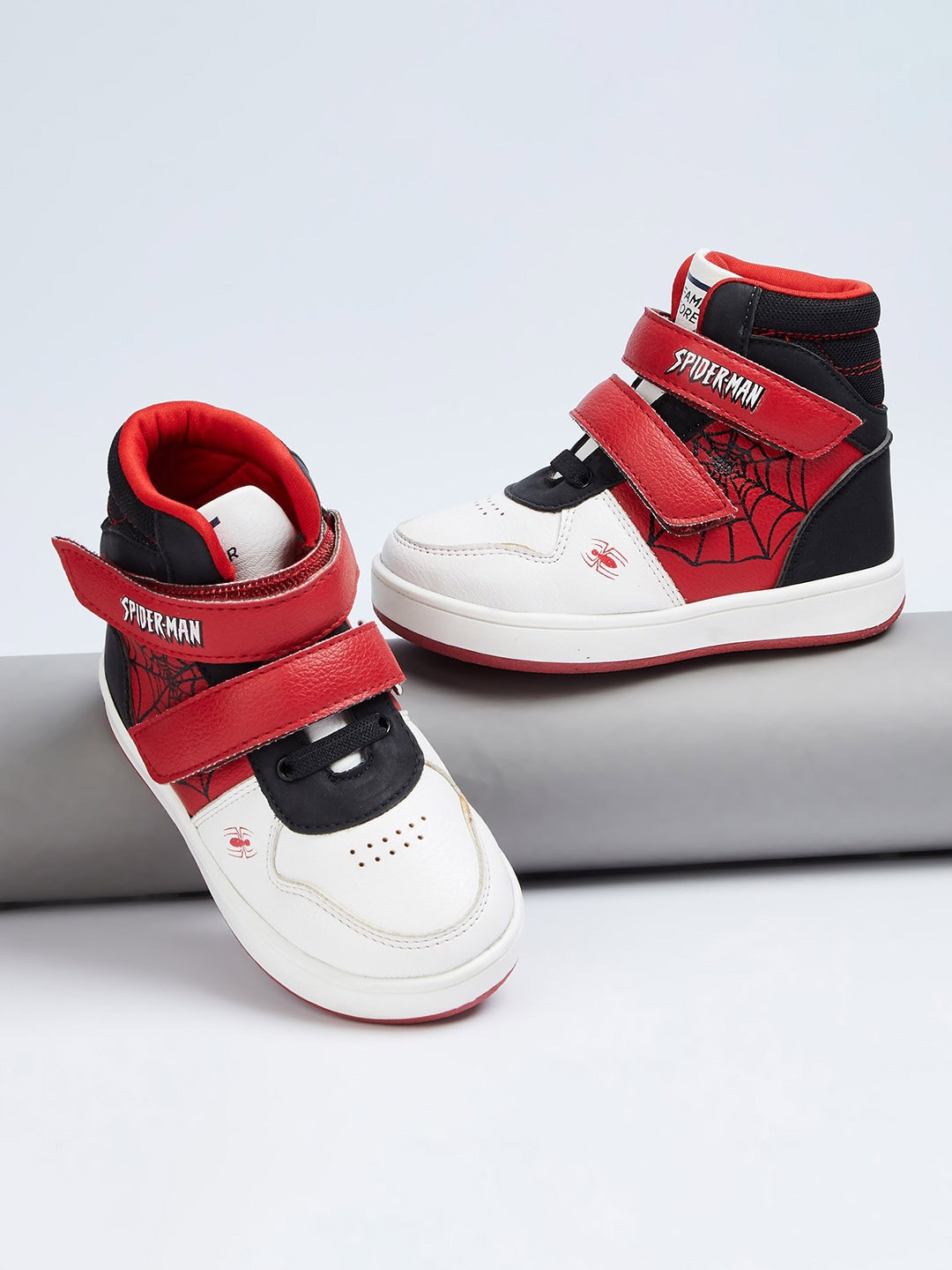 

Fame Forever by Lifestyle Girls Woven Design PU Sneakers, Red