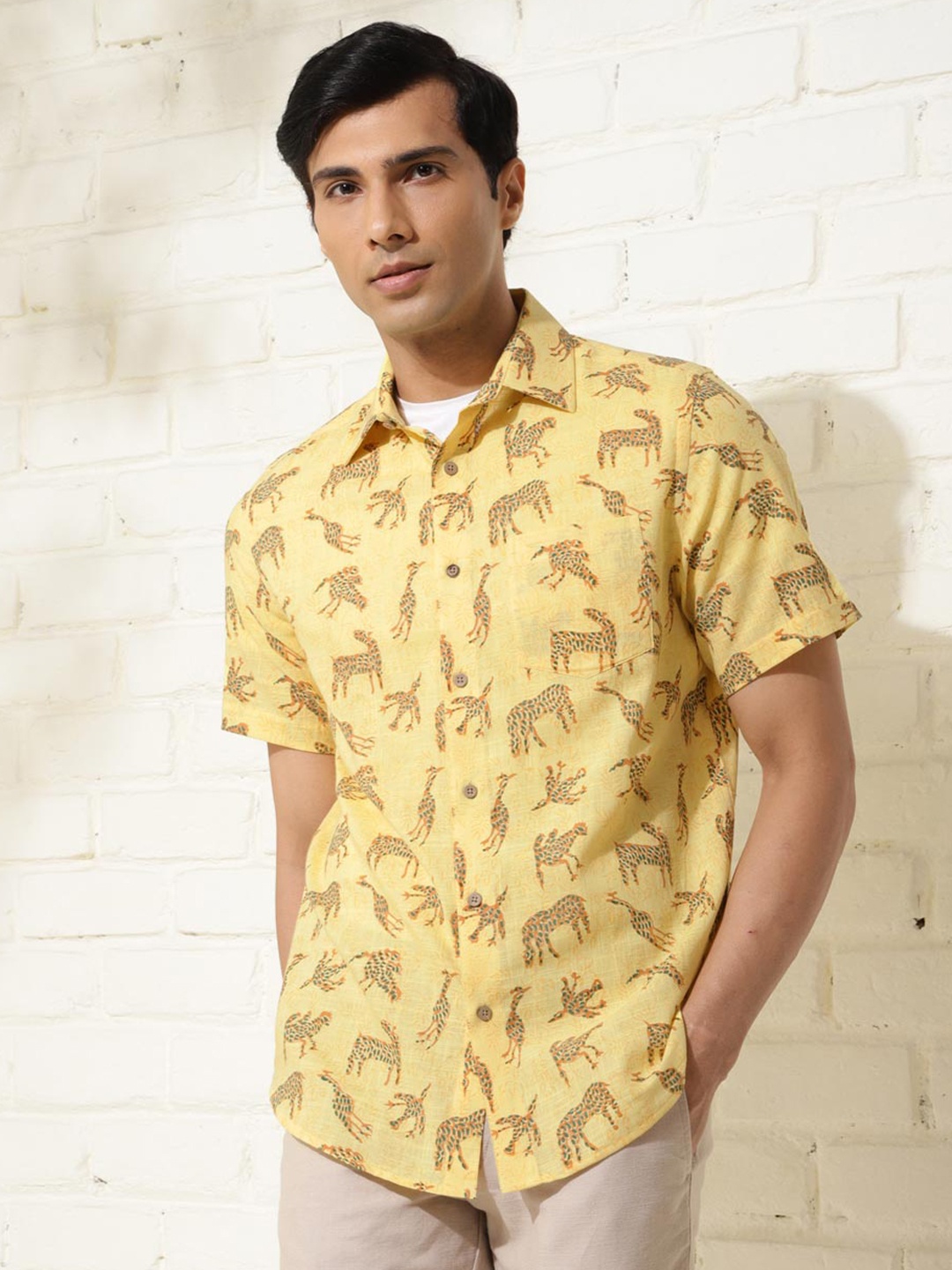 

Fabindia Men Slim Fit Opaque Printed Casual Shirt, Yellow