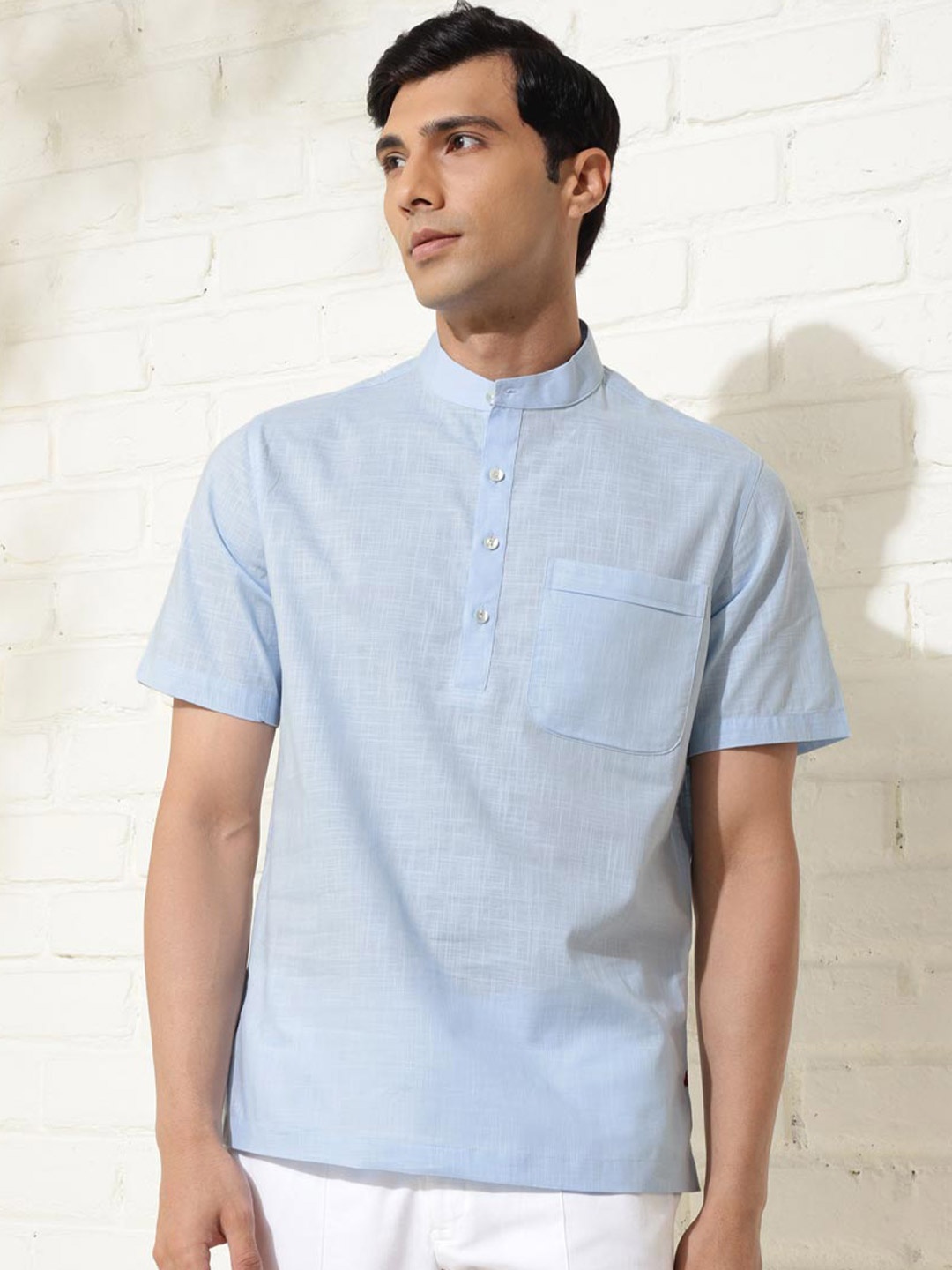 

Fabindia Men Opaque Casual Shirt, Blue