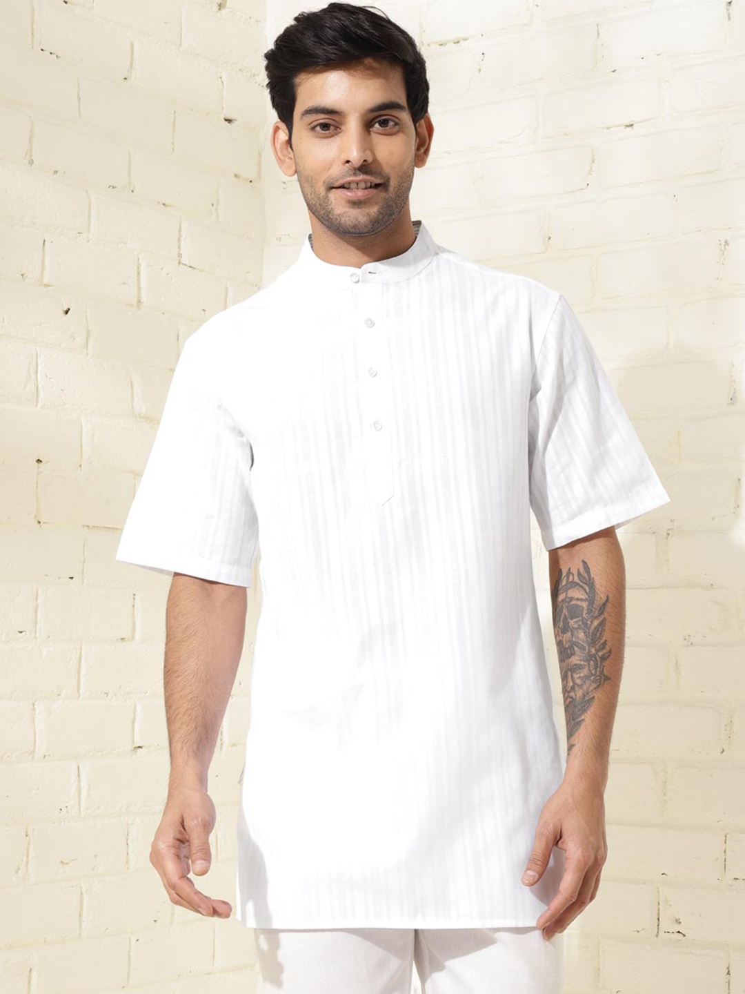 

Fabindia Men Striped Cotton Striped Short Kurta, White