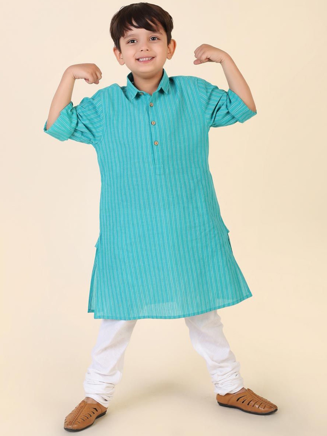 

Fabindia Boys Striped Cotton Woven Kurta, Teal