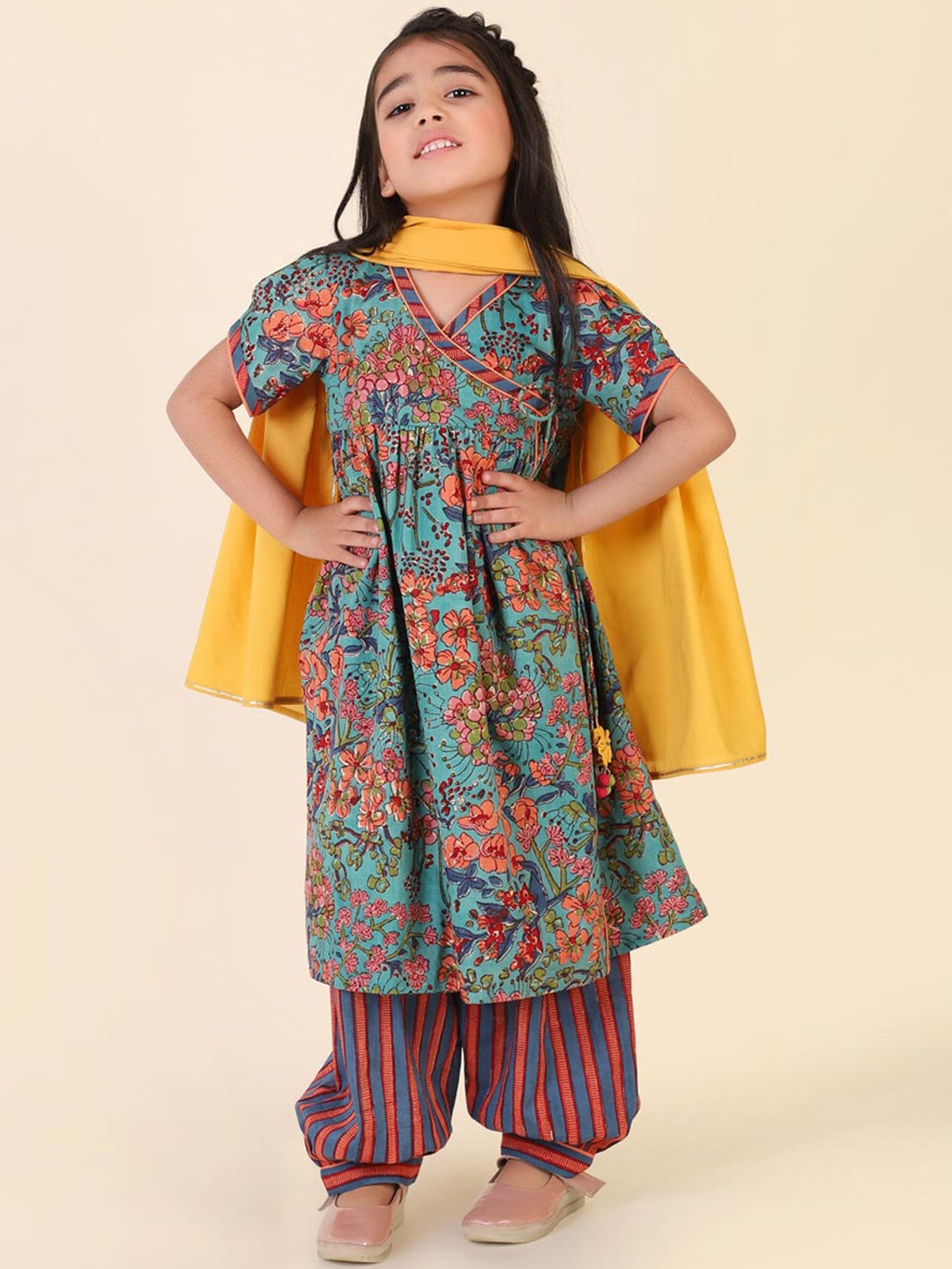 

Fabindia Girls Ethnic Motifs Printed Regular Pure Cotton Kurta with Salwar & With Dupatta, Teal