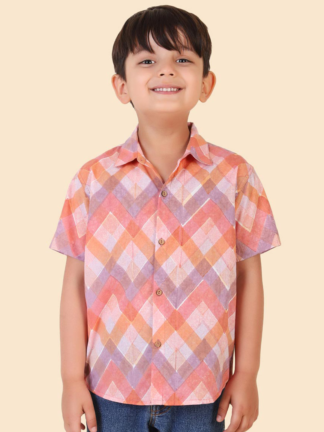 

Fabindia Boys Opaque Regular Fit Geometric Printed Casual Shirt, Pink