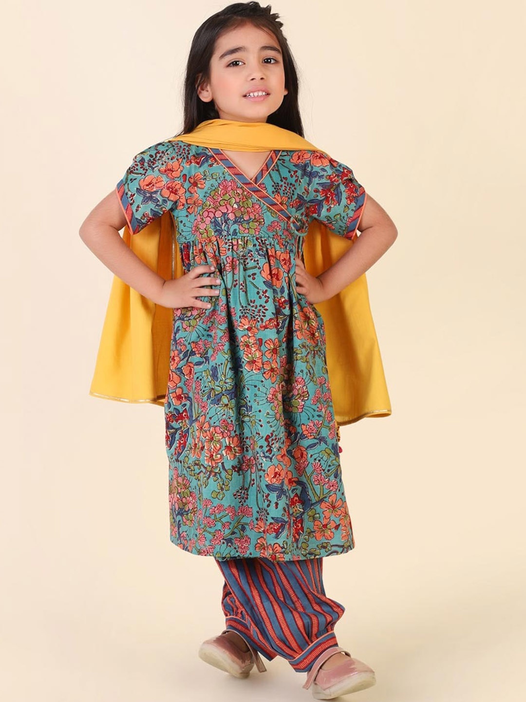 

Fabindia Girls Floral Printed Regular Pure Cotton Kurta Salwar With Dupatta, Teal