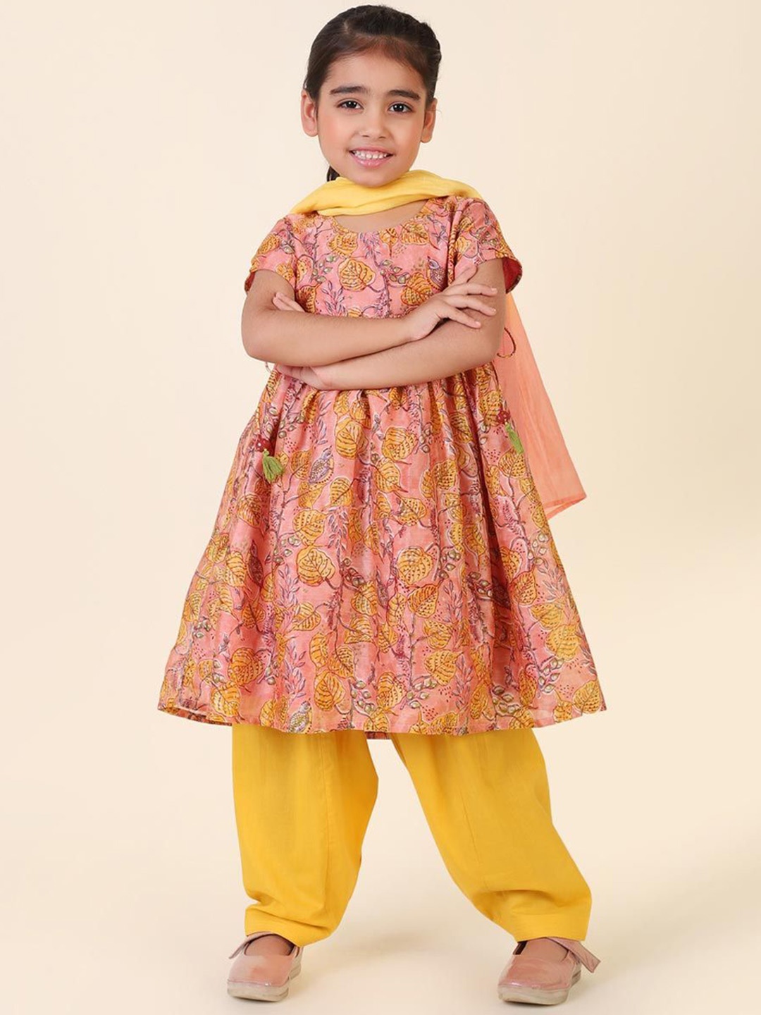 

Fabindia Girls Ethnic Motifs Printed Regular Kurta Salwar With Dupatta, Pink