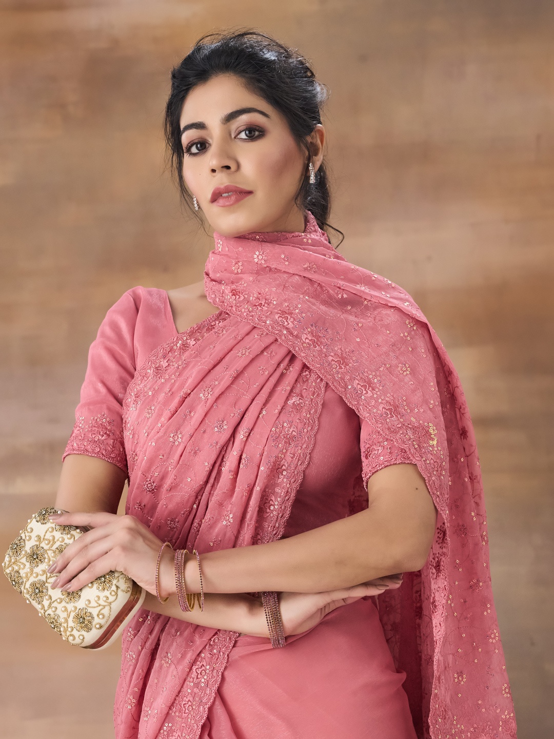 

kasee Floral Embroidered Saree, Pink