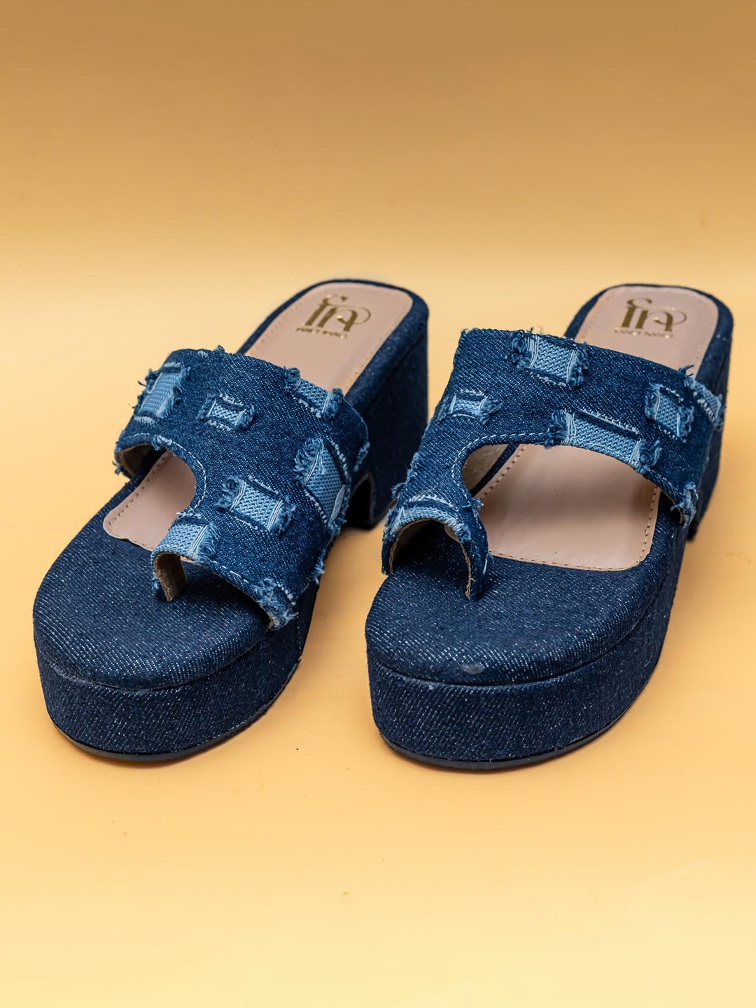 

Fancy Nancy Women Printed One Toe Flats with Bows, Navy blue