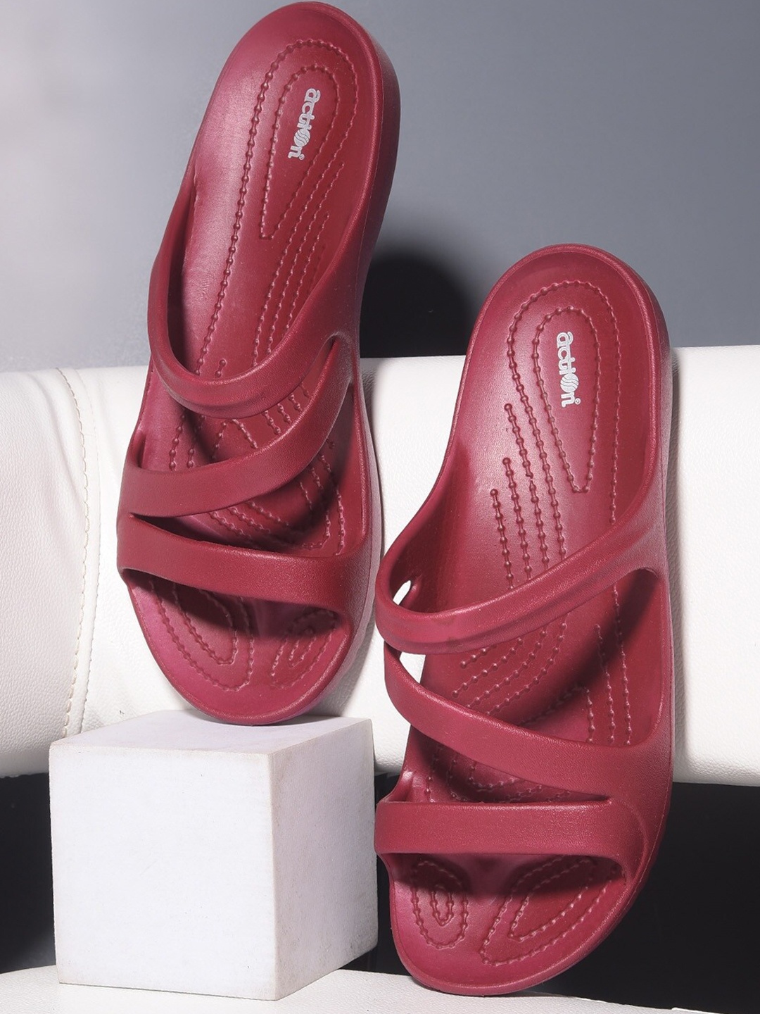 

Action Plus Women Casual Sliders, Maroon