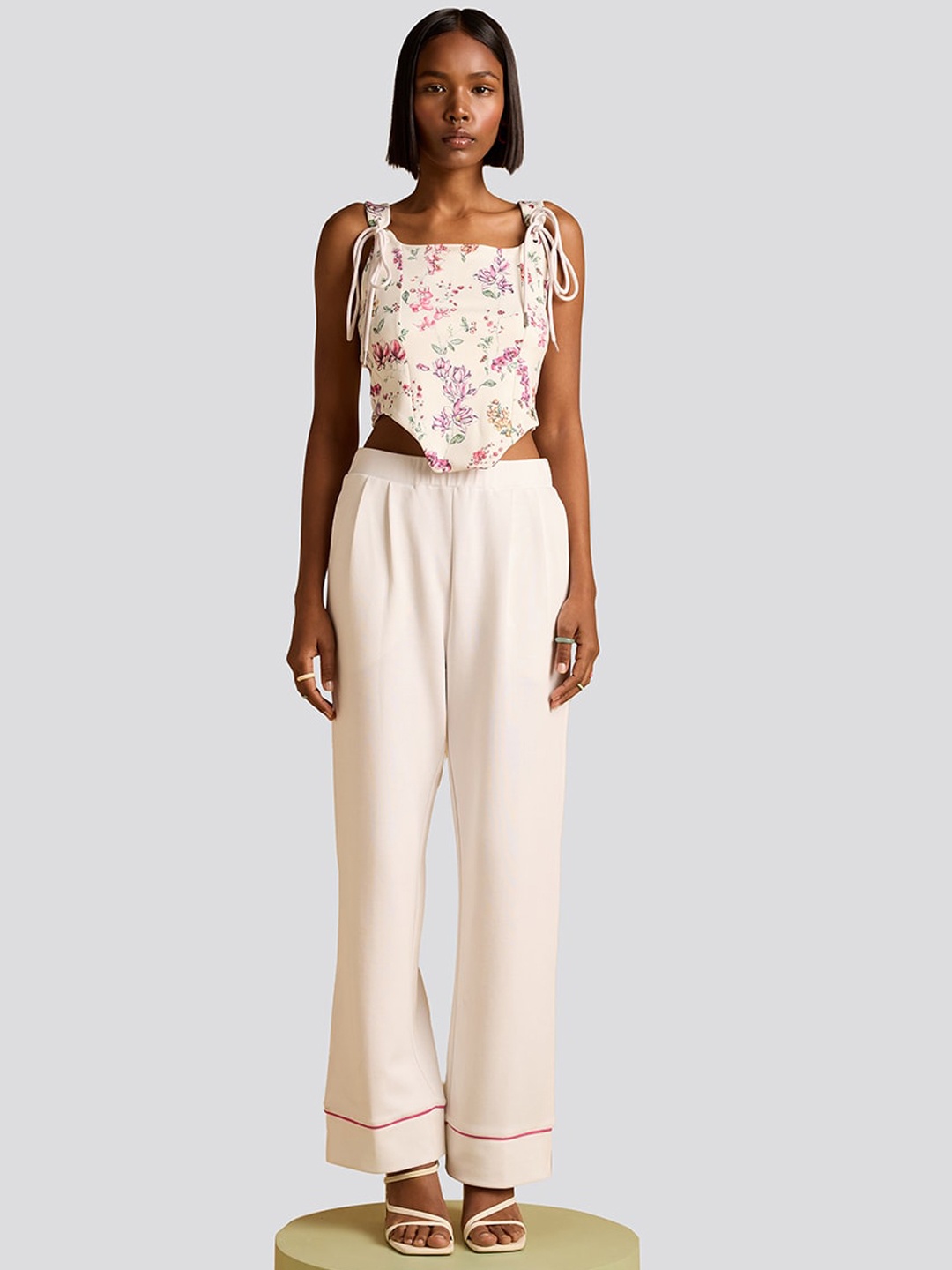 

MUVAZO Printed Shirt With Palazzos Co-Ords, White