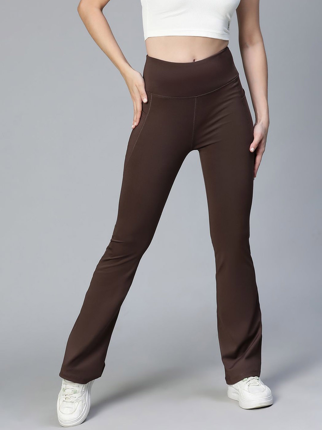 

ATHLISIS Women Bootcut Mid-Rise Dry Fit Track Pants, Coffee brown