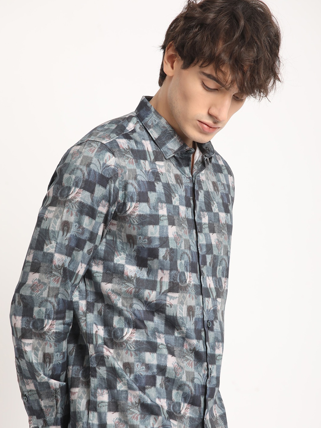 

THE BEAR HOUSE Men Abstract Graphic Print Slim Fit Casual Shirt, Blue