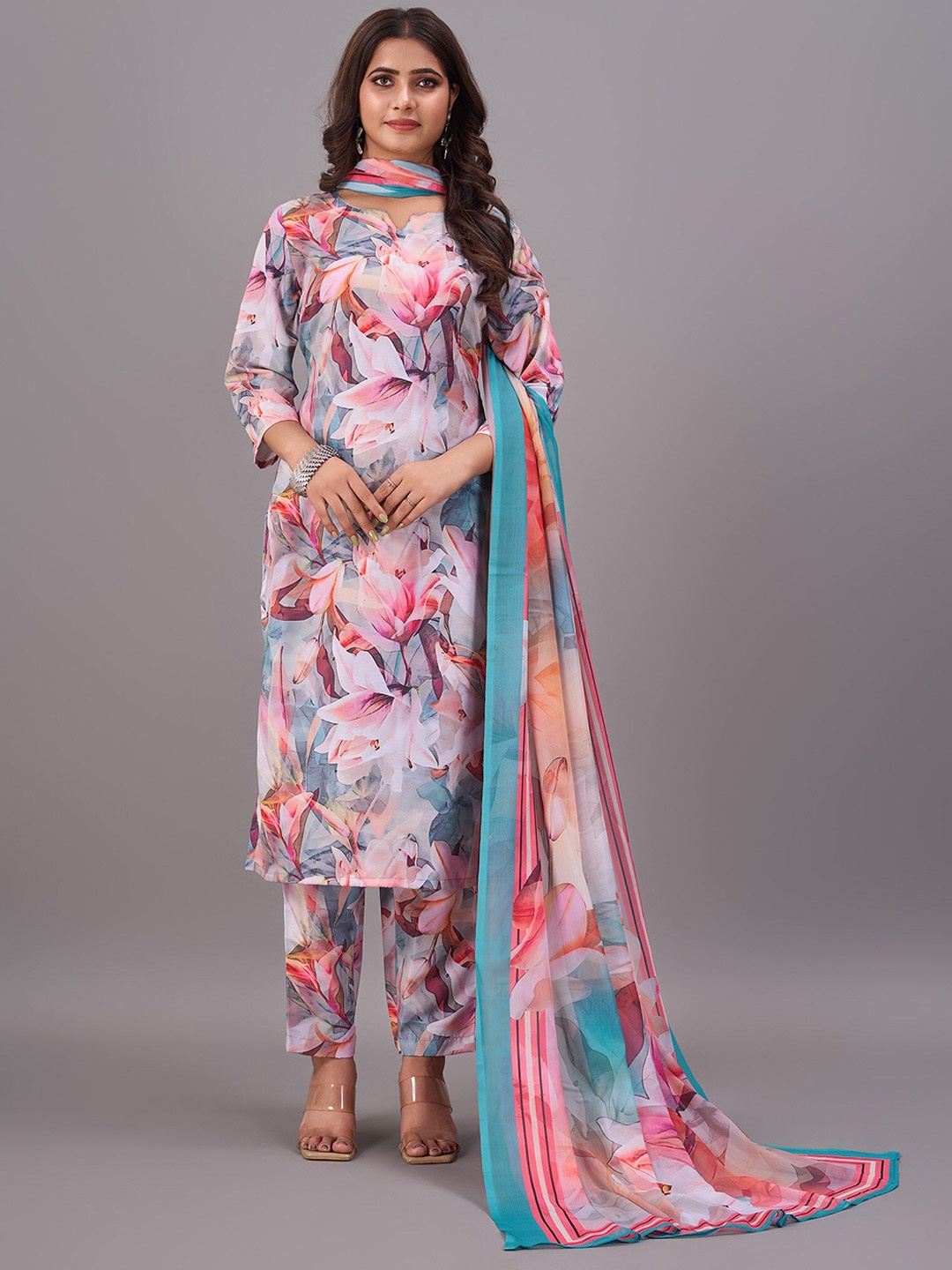 

GORGONE Women Floral Printed Regular Kurta with Palazzos & Dupatta, White